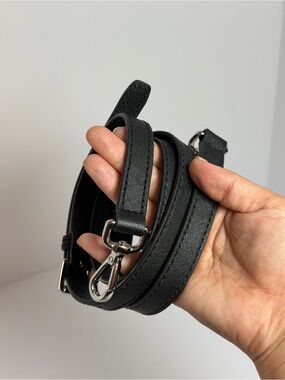 Michael Kors Black Crossbody Strap